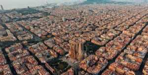 Cobertura especial do Smart City Expo World Congress e do Web Summit vai conectar as experiências globais às transformações do ecossistema paranaense.