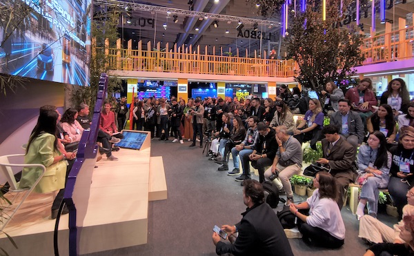 Apresentação da “Smart City of Rock” lotou o espaço da Startup Portugal, durante o Web Summit Lisboa. / Foto: The Builders Paraná