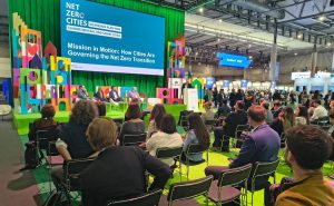 Painéis destacam desafios que vão de fake news em contextos críticos à governança multissetorial na corrida pelo Net Zero