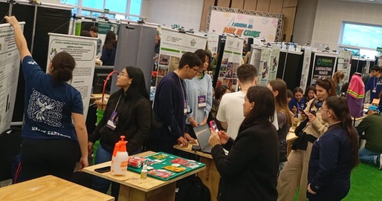 Primeira pesquisa estadual de percepção pública de CT&I revela interesse elevado da população e desafios de popularização científica no território.