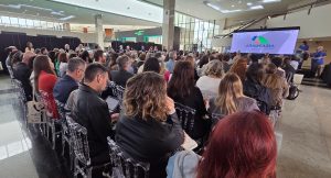 Evento reuniu cerca de mil participantes em Curitiba, lançou editais e anunciou nova edição de programa para transformar pesquisa em produtos