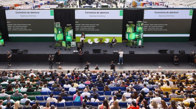Debates sobre cidades inteligentes, pesquisa e desenvolvimento, startups e venture capital marcam a agenda que The Builders acompanha in loco