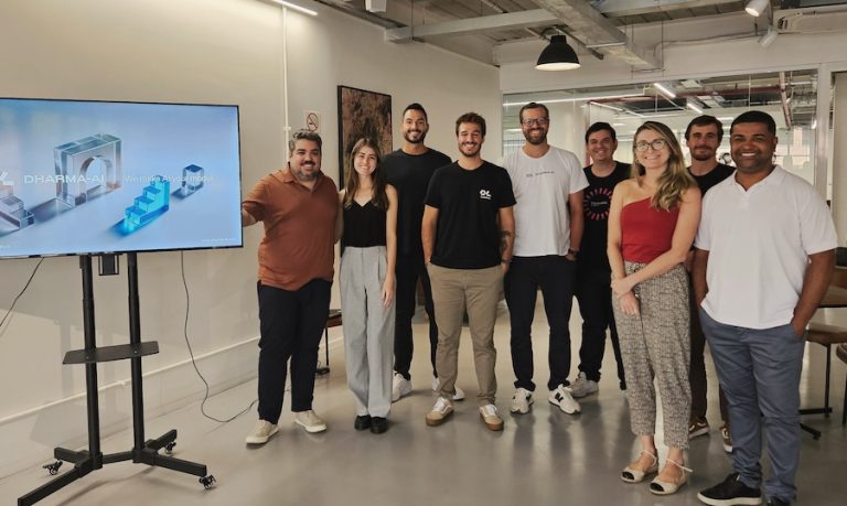 De aplicações reais em educação e no judiciário à discussão sobre produtividade, custo e privacidade de dados, especialista em IA aponta como a inteligência artificial já está reorganizando o trabalho e os modelos de negócio.