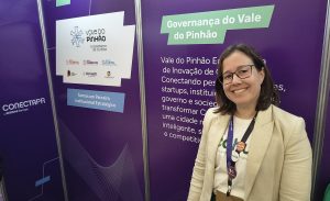 À frente da governança do ecossistema local, Maura Guérios destaca prioridades: medir o impacto da inovação, fortalecer a identidade do Vale do Pinhão e conectar universidades, empresas e empreendedores.